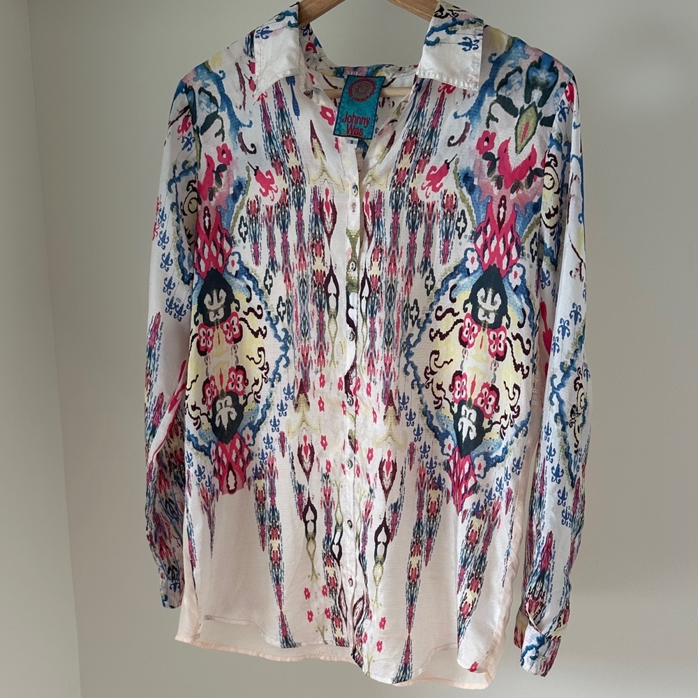 Johnny Was 100% Silk‎ Button Down Blouse size small